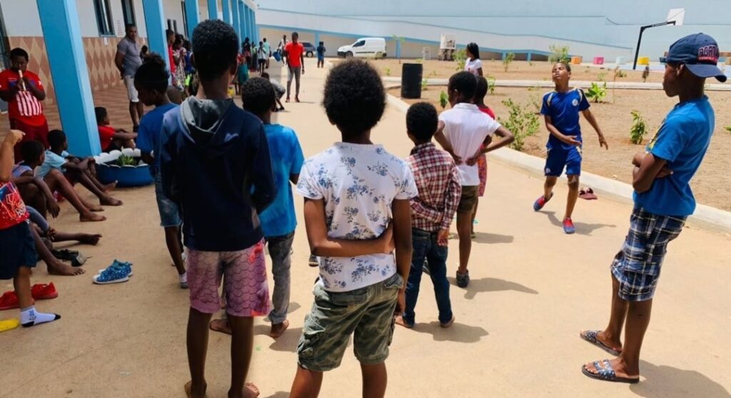 Acarinhar – Associação de Apoio à Criança com Deficiência